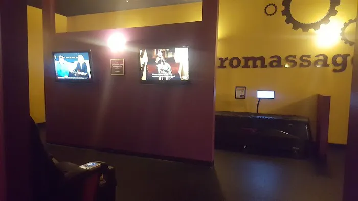 Planet Fitness Picture 4