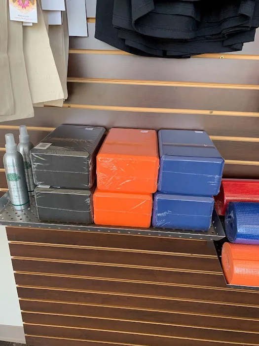 Radiant Yoga Picture 9