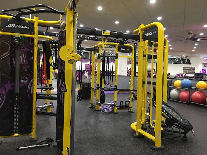 Planet Fitness Picture 10