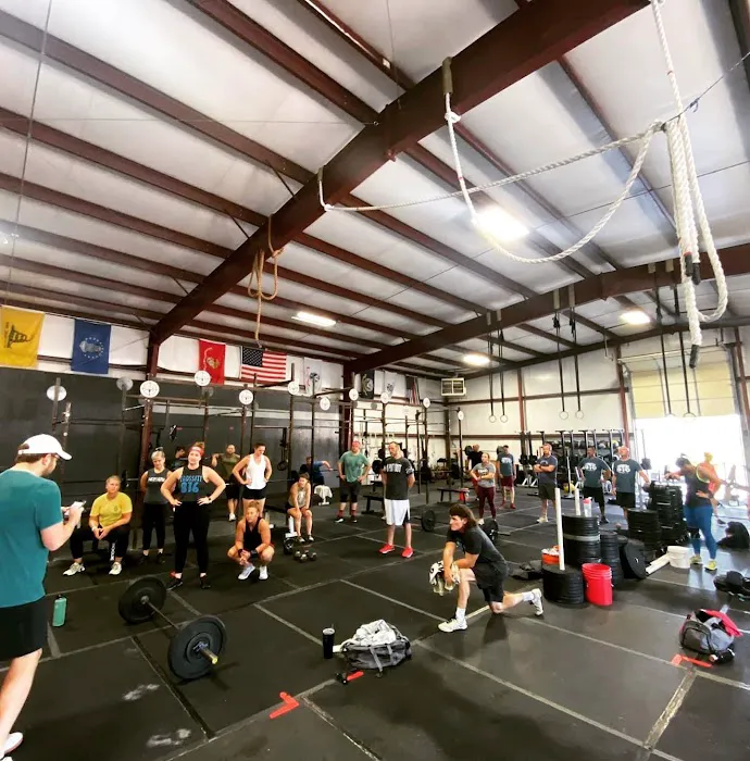 CrossFit 816 Picture 3