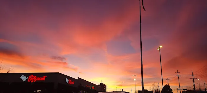 Planet Fitness Picture 1