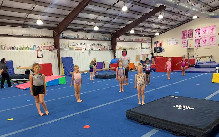 Pinnacle Dance and Gymnastics Kansas City Picture 2