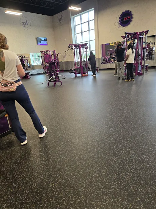 Planet Fitness Picture 4