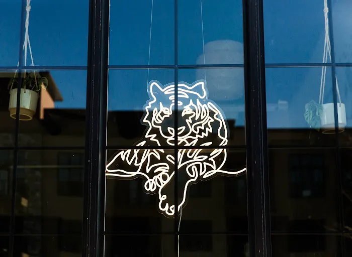 Easy Tiger Yoga Picture 4