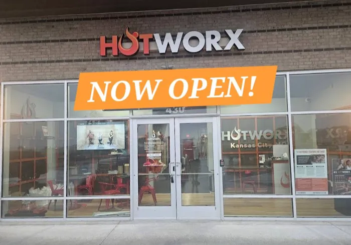 HOTWORX - Kansas City, MO - Metro Crossing Picture 10