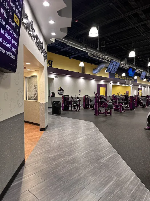 Planet Fitness Picture 7