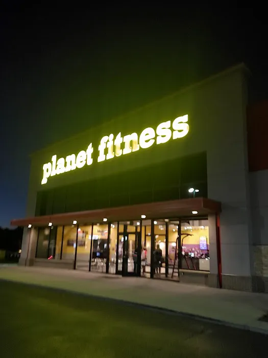 Planet Fitness Picture 9