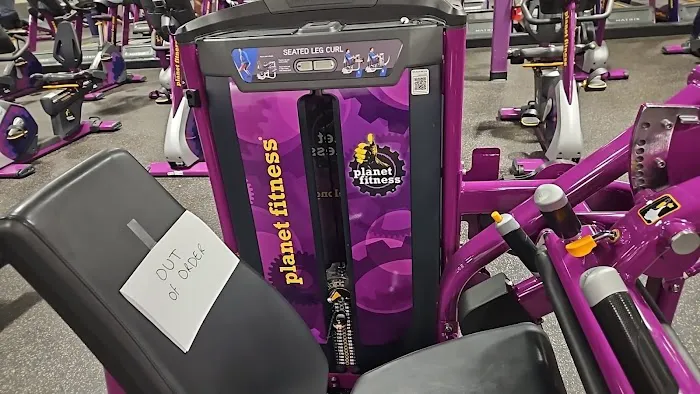 Planet Fitness Picture 8