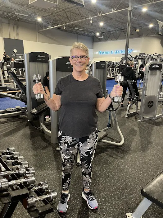 Genesis Health Clubs - Liberty Picture 10