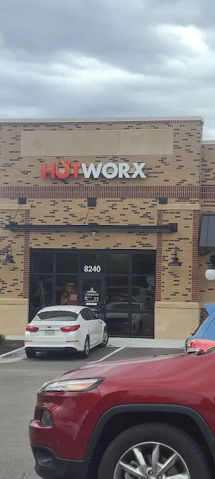 HOTWORX - Kansas City MO - Shoal Creek Picture 1