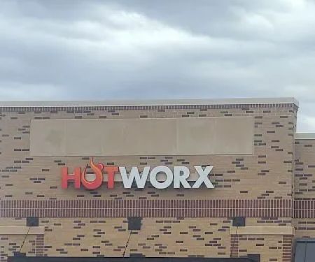 HOTWORX - Kansas City MO - Shoal Creek