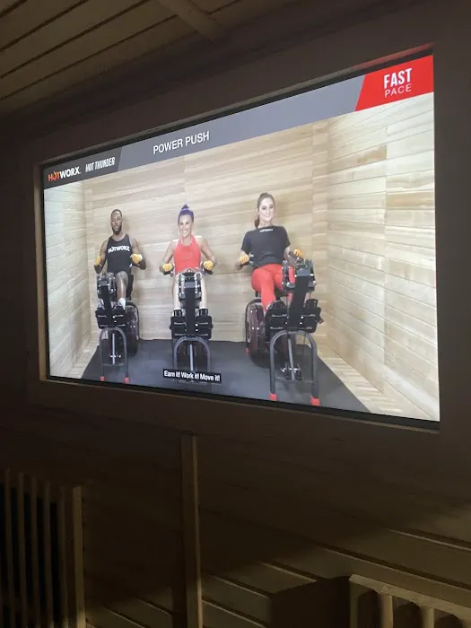 HOTWORX - Kansas City MO - Shoal Creek Picture 2