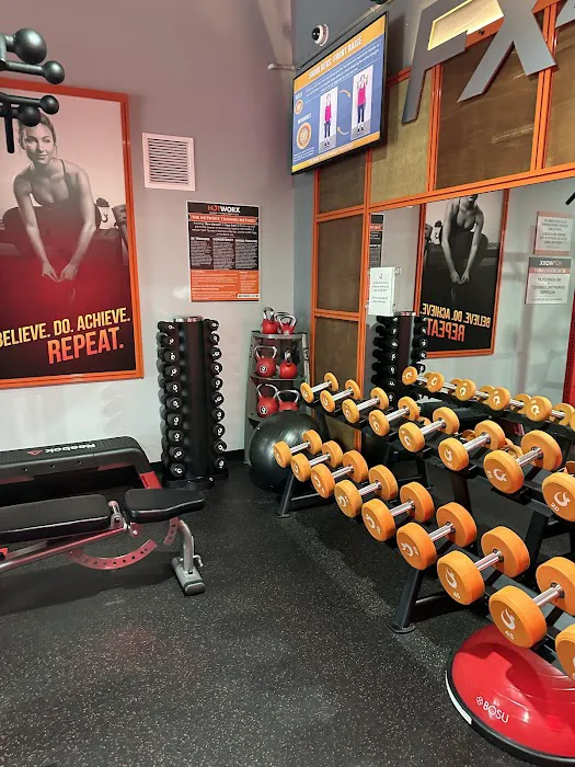 HOTWORX - Shawnee, KS - West Picture 2