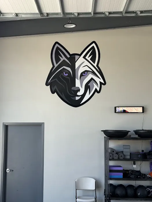 Gray Wolf Performance Picture 1