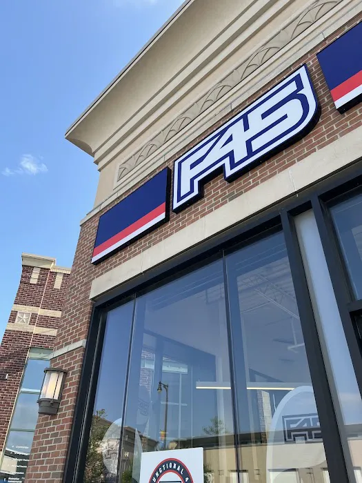 F45 Training Zona Rosa KC Picture 8