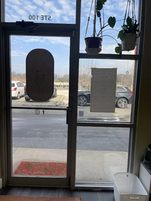 My Son and Moon Studio Picture 4