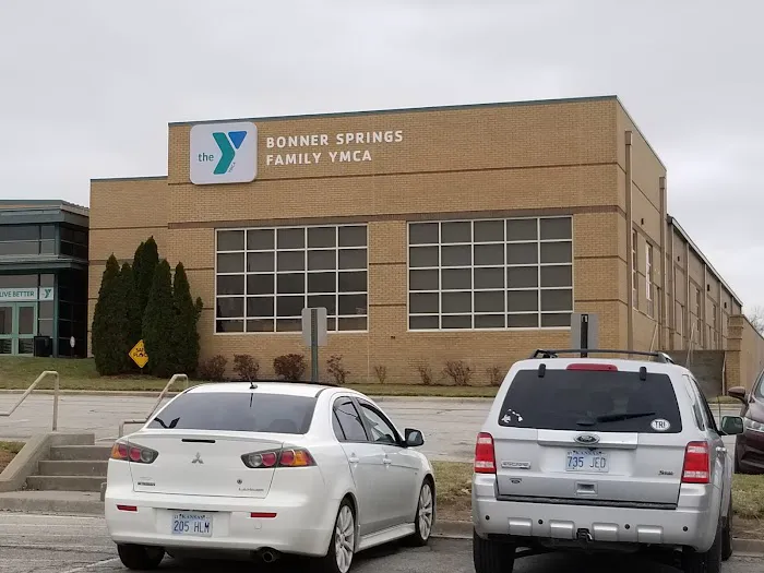Bonner Springs Family YMCA Picture 5