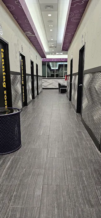 Planet Fitness Picture 4