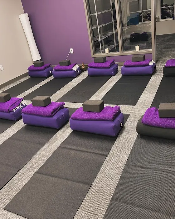 Lucky Elephant Yoga and Wellness Picture 7