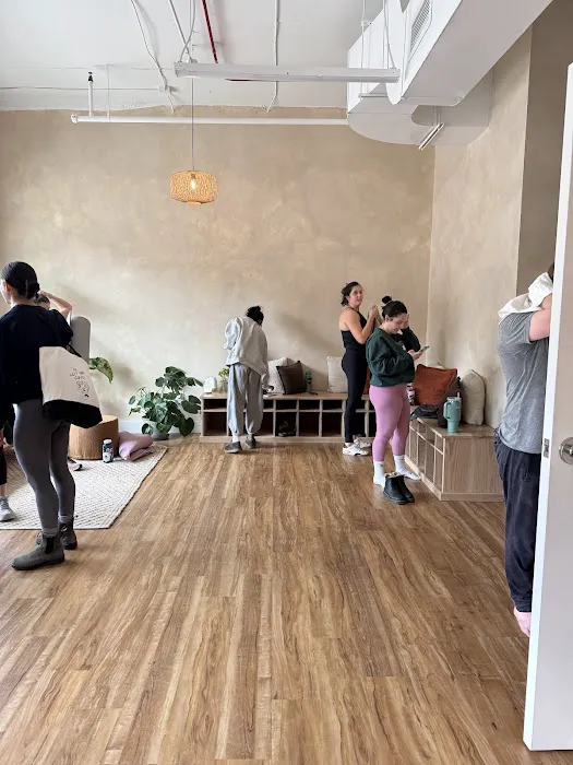 Homebody Yoga and Wellness Picture 10