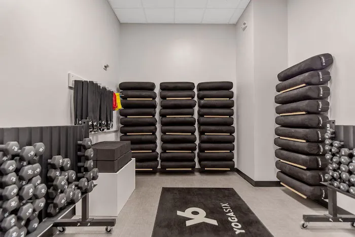 YogaSix Glenwood South Picture 10