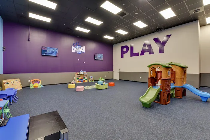 Crunch Fitness - Creedmoor Picture 4