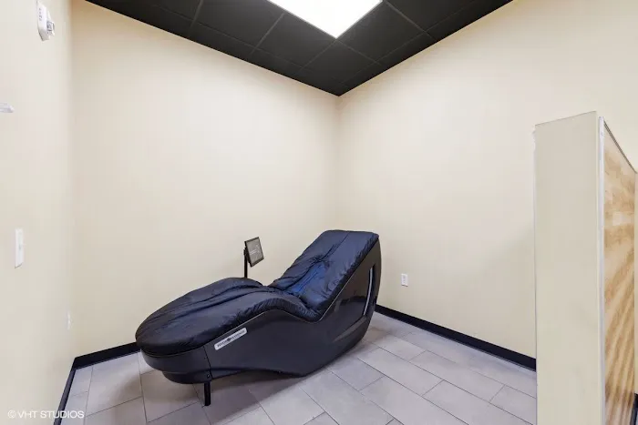 Crunch Fitness - Creedmoor Picture 6