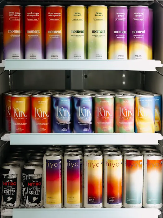 Dose Yoga and Smoothie Bar Picture 8