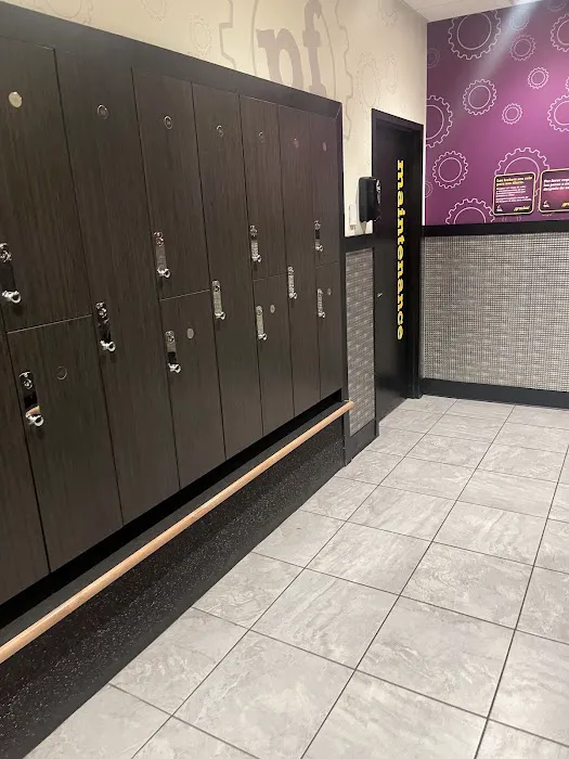 Planet Fitness Picture 2