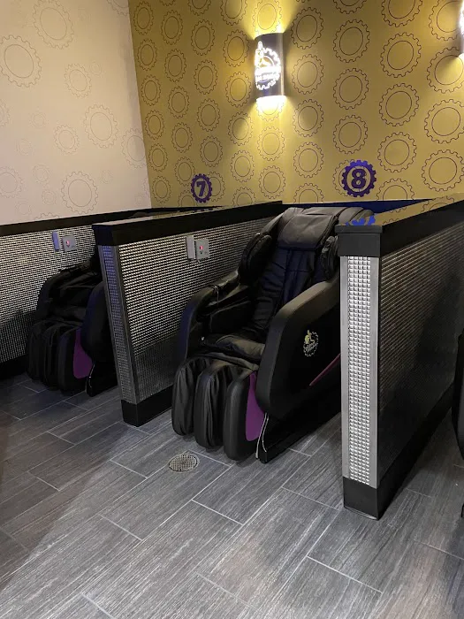 Planet Fitness Picture 9