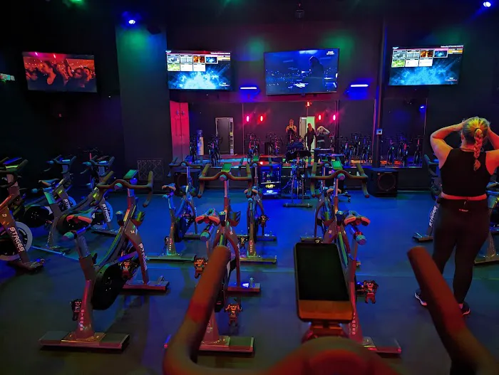 GLOW Fitness, LLC Picture 5