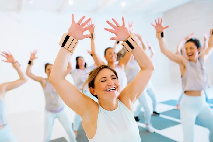 YoBa Studio (QC) - Yoga, Barre, Strength & Cardio Picture 1