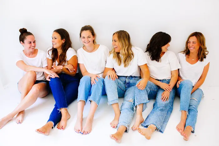 YoBa Studio (QC) - Yoga, Barre, Strength & Cardio Picture 5