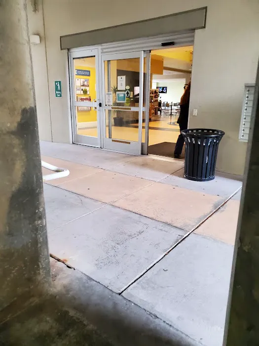 Healthtrax Fitness & Wellness Picture 4