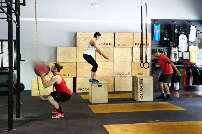 CrossFit Sua Sponte Picture 8