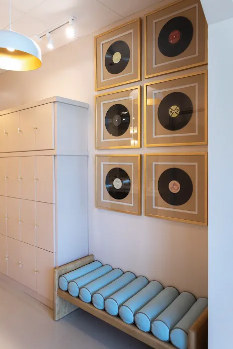 YoBa Studio (RIW) - Yoga, Barre, Strength & Cardio Picture 2