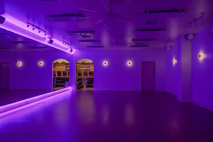 YoBa Studio (RIW) - Yoga, Barre, Strength & Cardio Picture 3