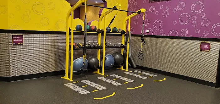 Planet Fitness Picture 7