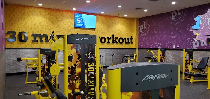 Planet Fitness Picture 2