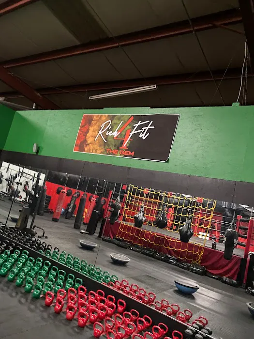 Rich 4 Fit Picture 1