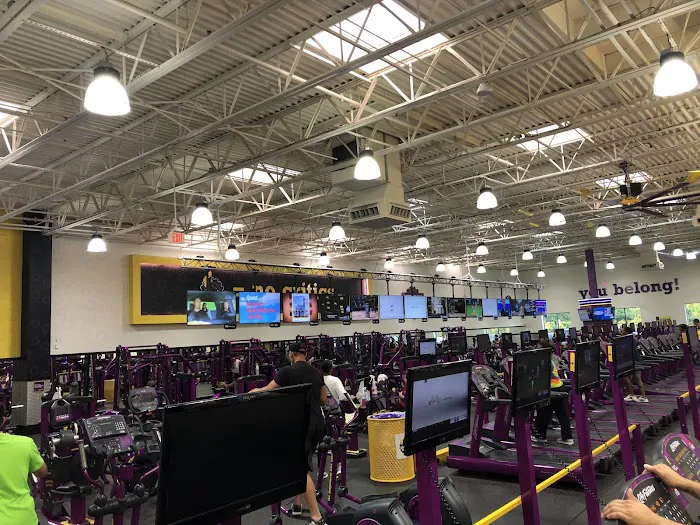 Planet Fitness Picture 7
