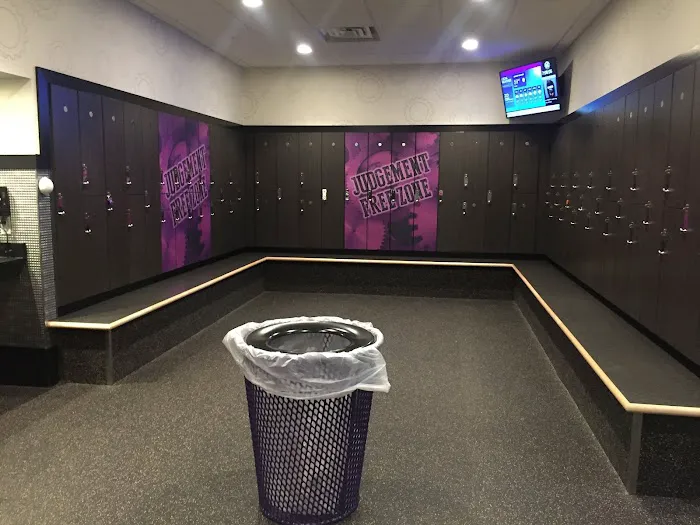 Planet Fitness Picture 10