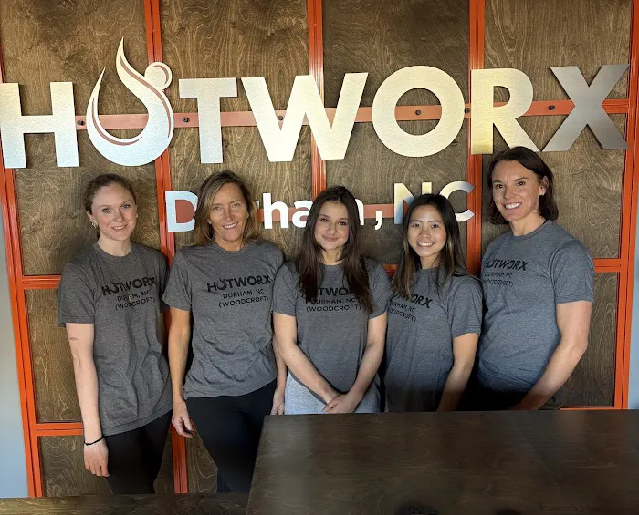 HOTWORX - Durham, NC - Woodcroft Picture 8