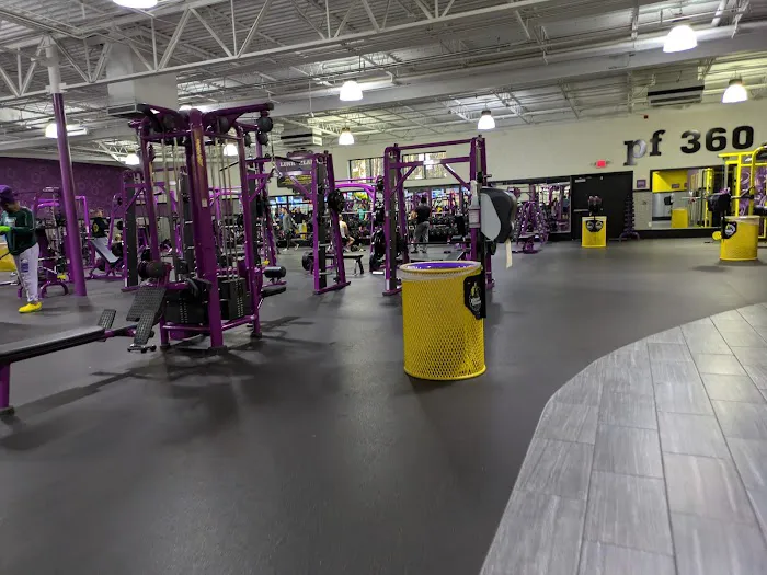 Planet Fitness Picture 5