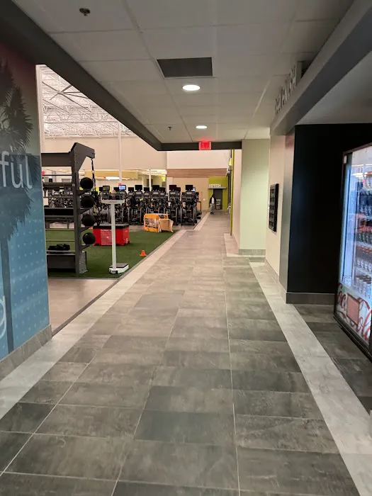 LA Fitness Picture 4