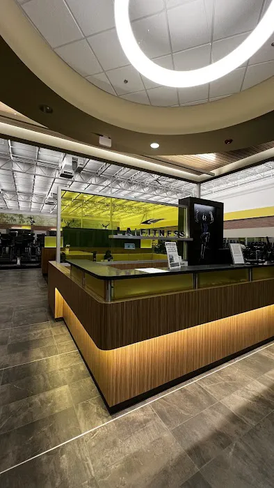 LA Fitness Picture 1
