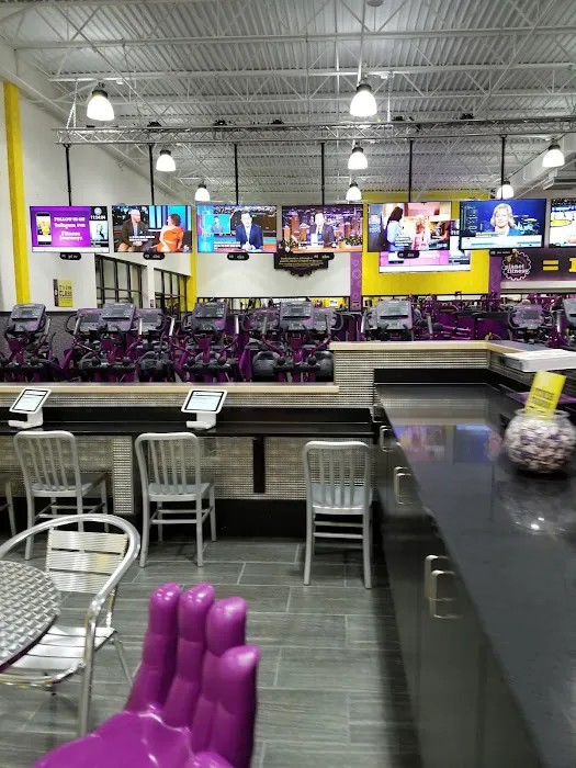 Planet Fitness Picture 2