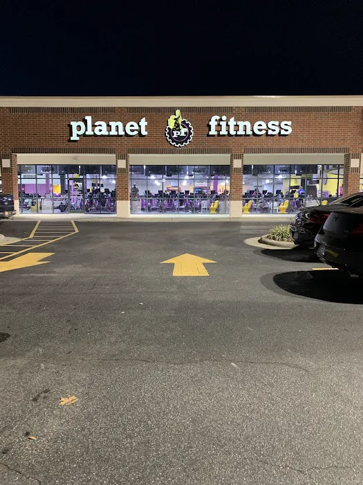 Planet Fitness Picture 5
