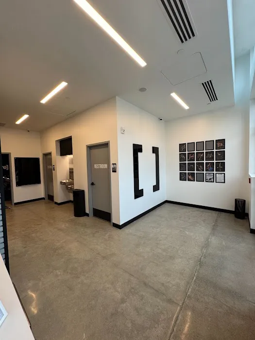 [solidcore] Chapel Hill Picture 5