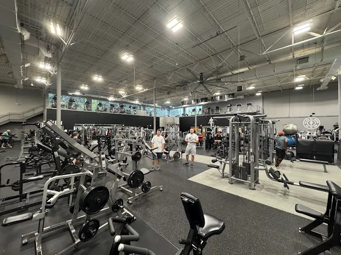 Gold's Gym Picture 8